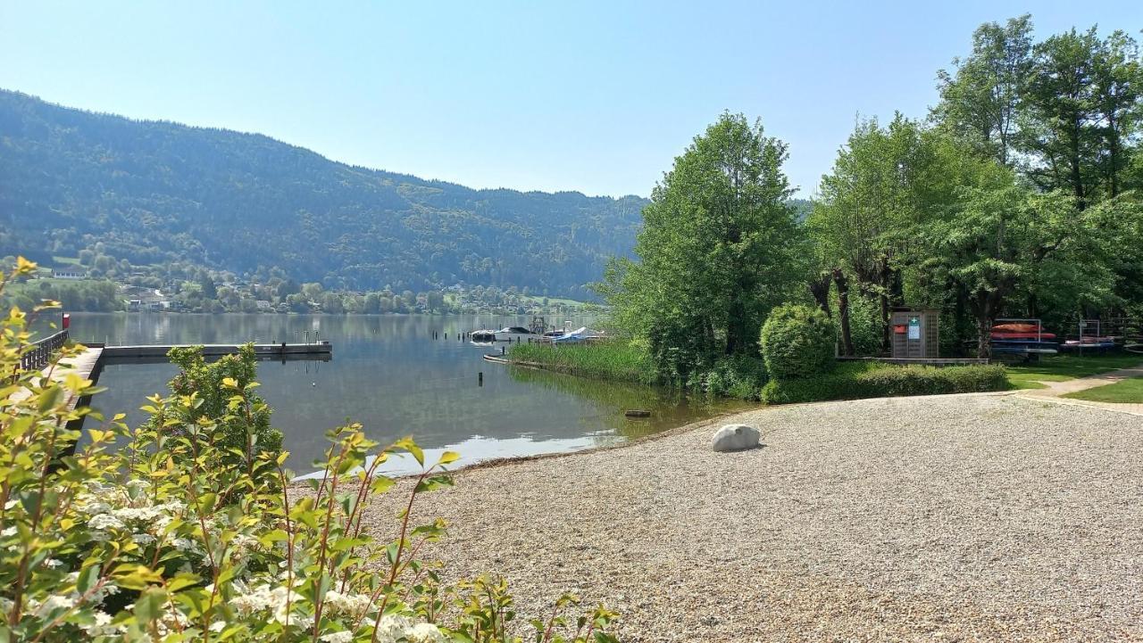 Ruth Haus Kmb Seeblickappartement Am Ossiacher Mit Direktem Seezugang, Hallenbad Bodensdorf