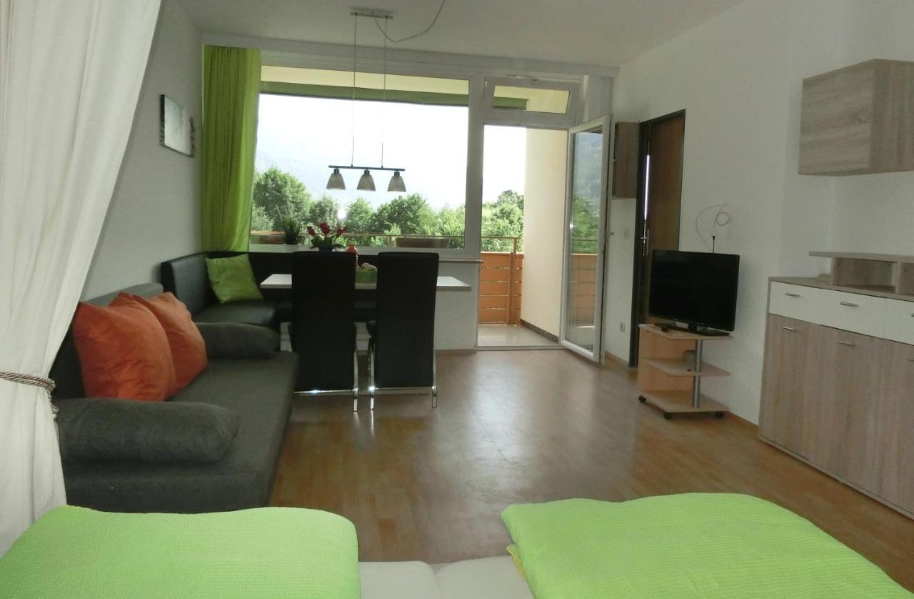 Ruth Haus Kmb Seeblickappartement Am Ossiacher Mit Direktem Seezugang, Hallenbad