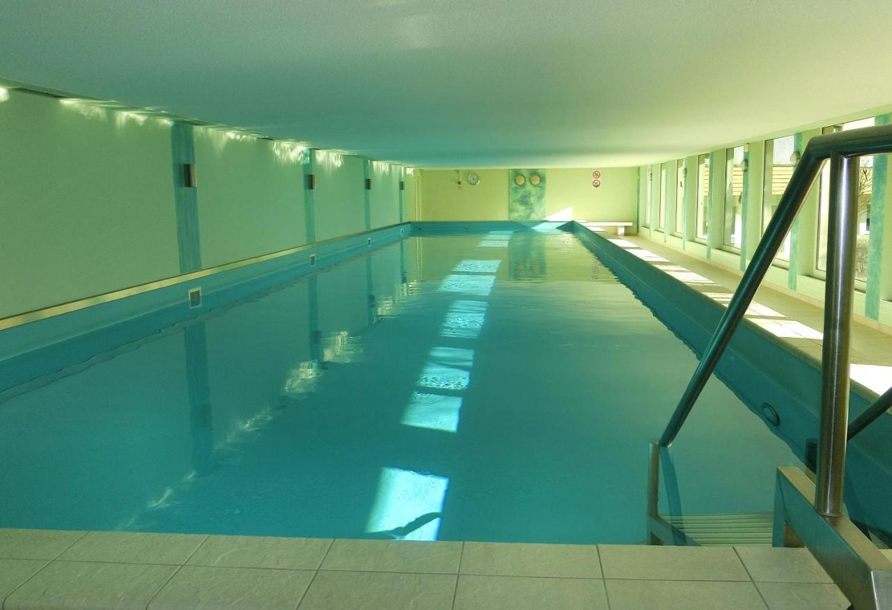 Ruth Haus Kmb Seeblickappartement Am Ossiacher Mit Direktem Seezugang, Hallenbad *