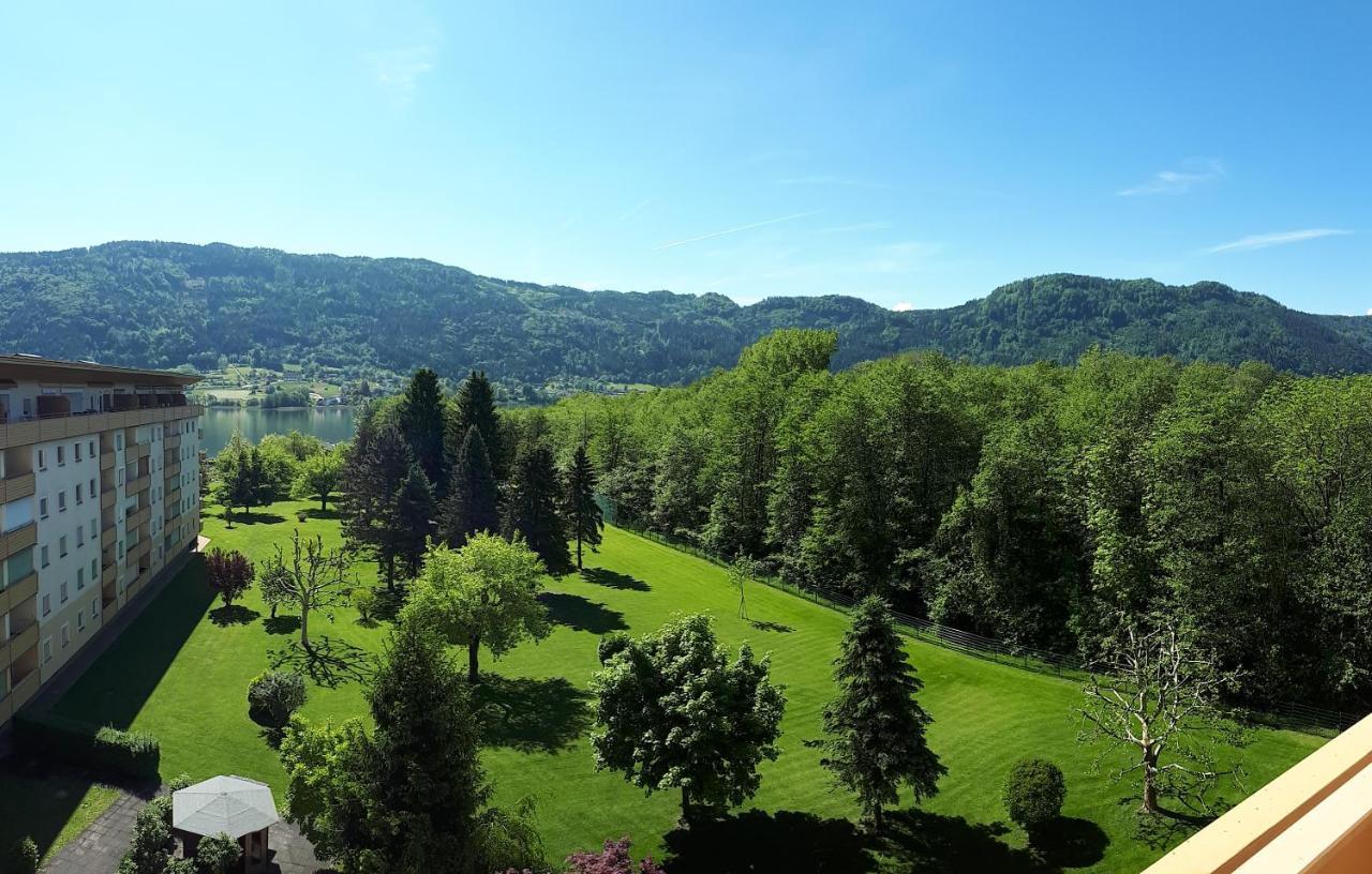 Ruth Haus Kmb Seeblickappartement Am Ossiacher Mit Direktem Seezugang, Hallenbad *