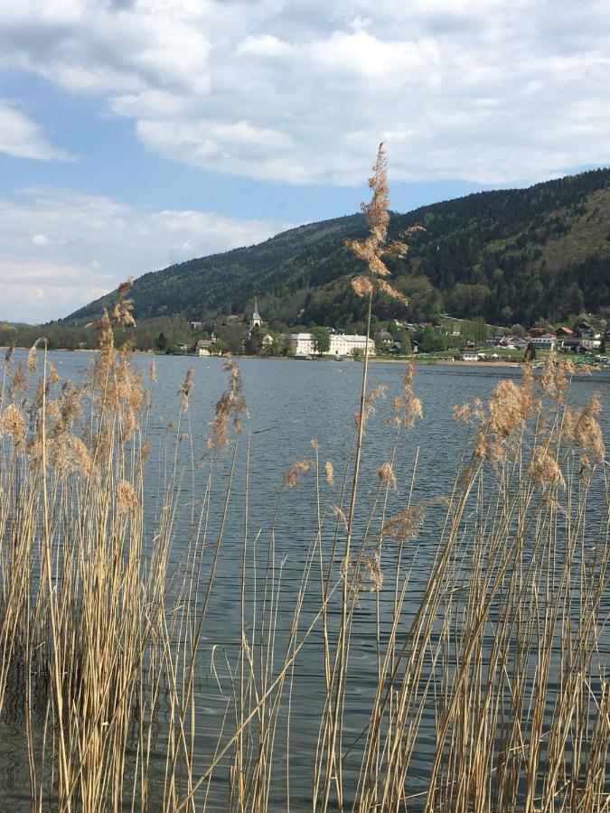 Ruth Haus Kmb Seeblickappartement Am Ossiacher Mit Direktem Seezugang, Hallenbad Apartment Bodensdorf